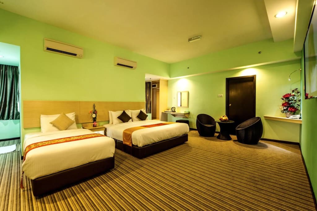 Thy Executive Hotel - photo 8