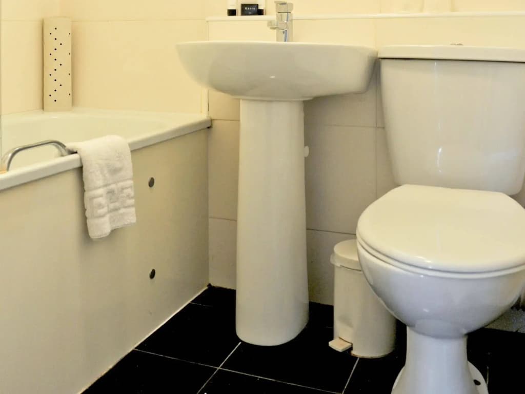 Raglan Hotel - photo 9