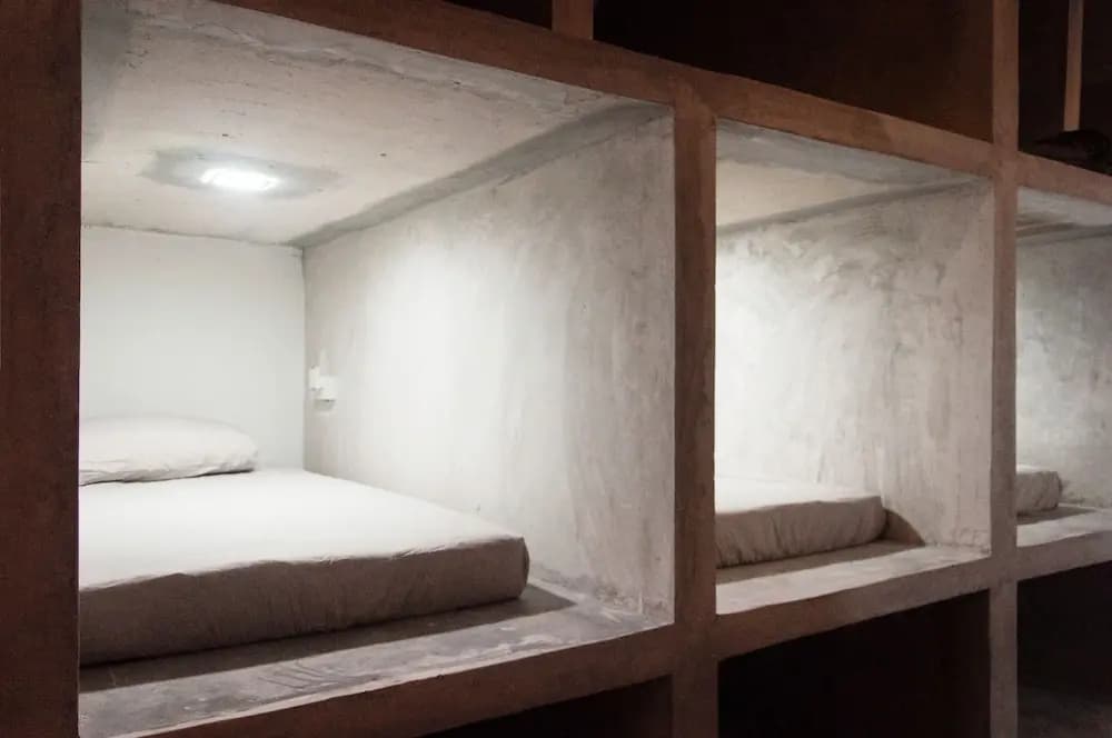Bed Max Hostel - photo 5