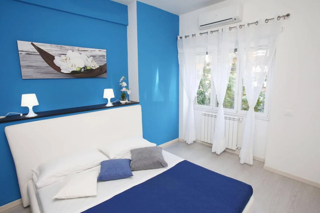 Iris Room - photo 2