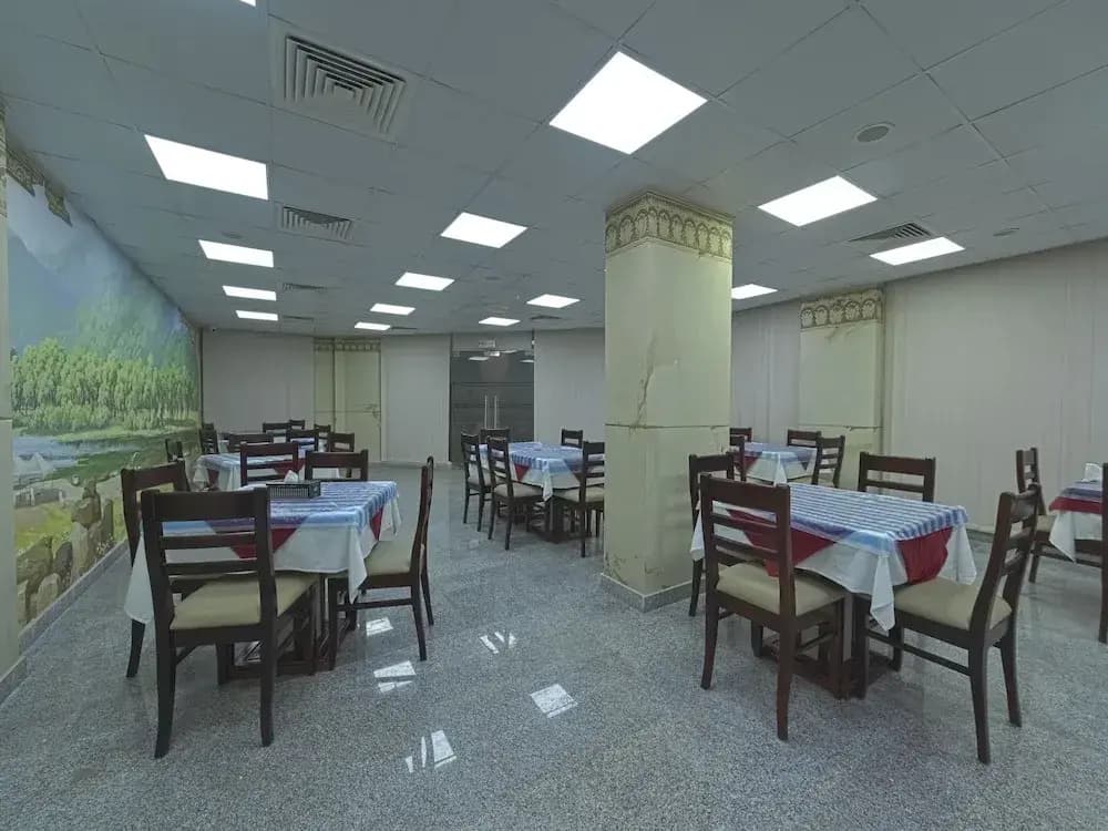 OYO 116 Platinium Hotel Apartments - photo 18