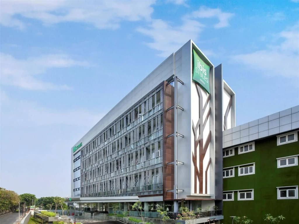 Ibis Styles Jakarta Sunter - photo 1
