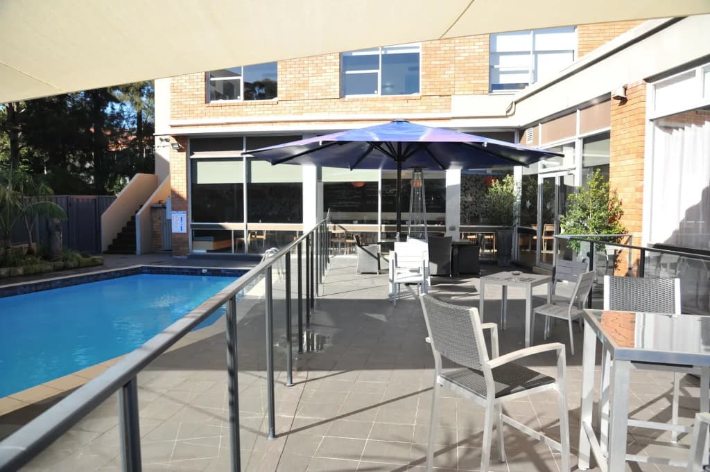 Royal Pacific Hotel - photo 21