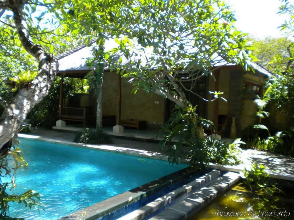 Taman Suci Suite & Villas - photo 7