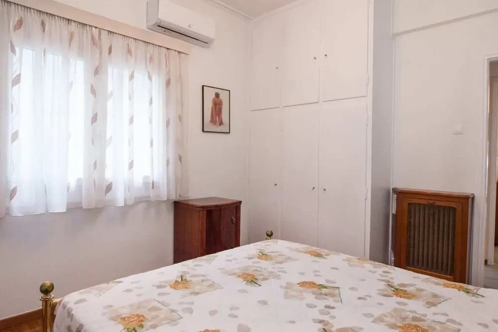 Beautiful Retro Apt in Koukaki - photo 3