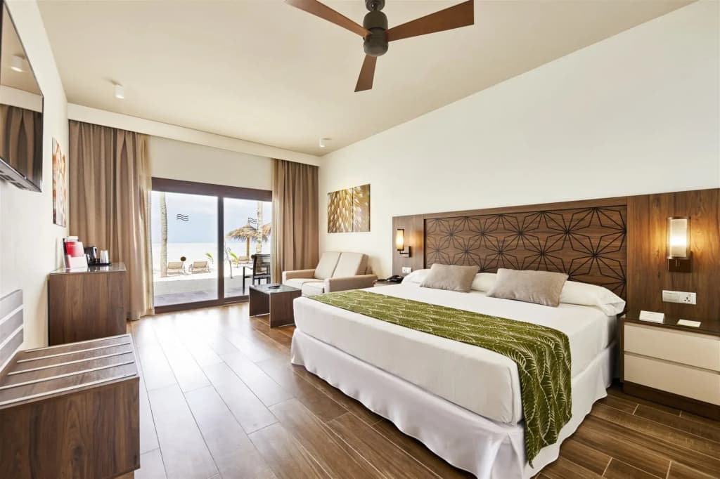 RIU Atoll All inclusive Hotel - photo 1