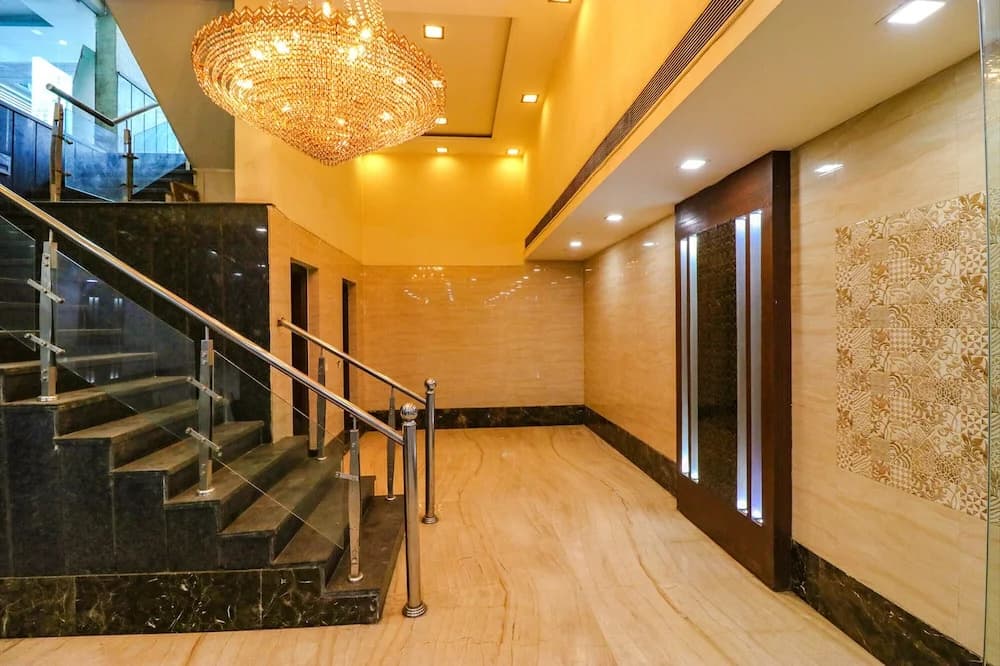 Fabhotel Admire Suites - photo 12