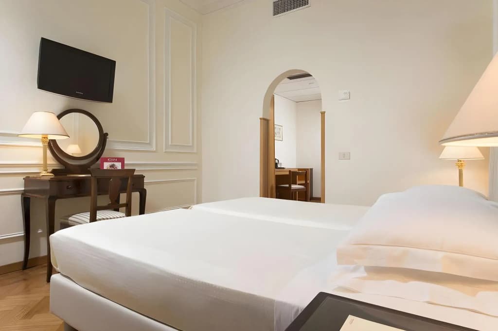 Hotel Quirinale - photo 7