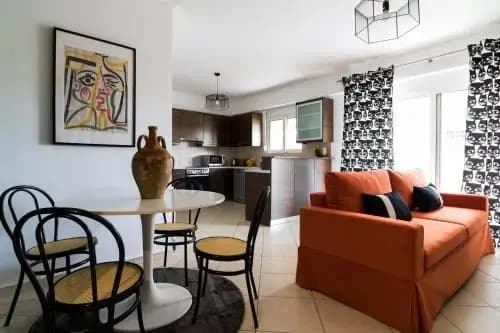 Three-Bedroom Apartment with Acropolis view - photo 2