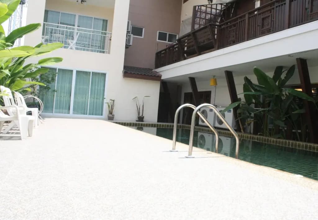 Dancenter Bupamontra Chiangmai - photo 6