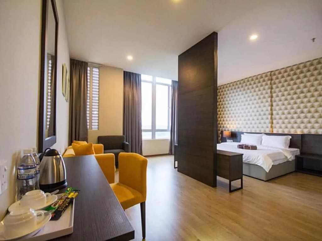 OMG Hotel - photo 6