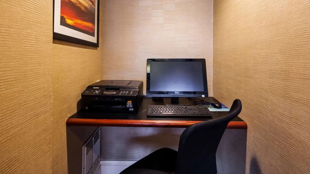 Best Western Queens Gold Coast - photo 32