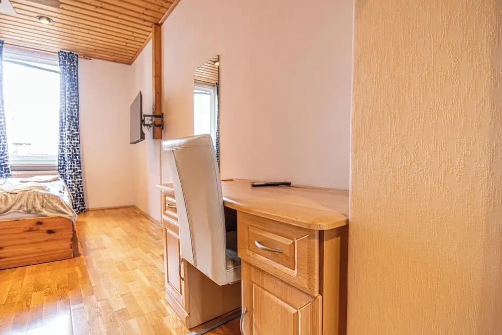 Vienna Spacious 2BR Apt Long Stay - photo 13