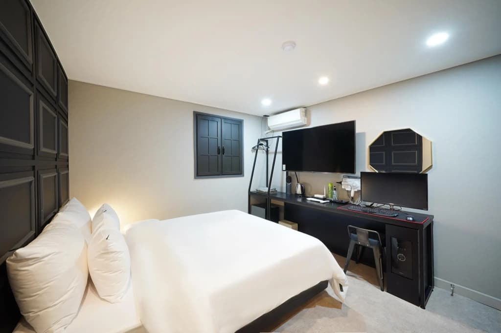 Hotel Anytime - photo 2