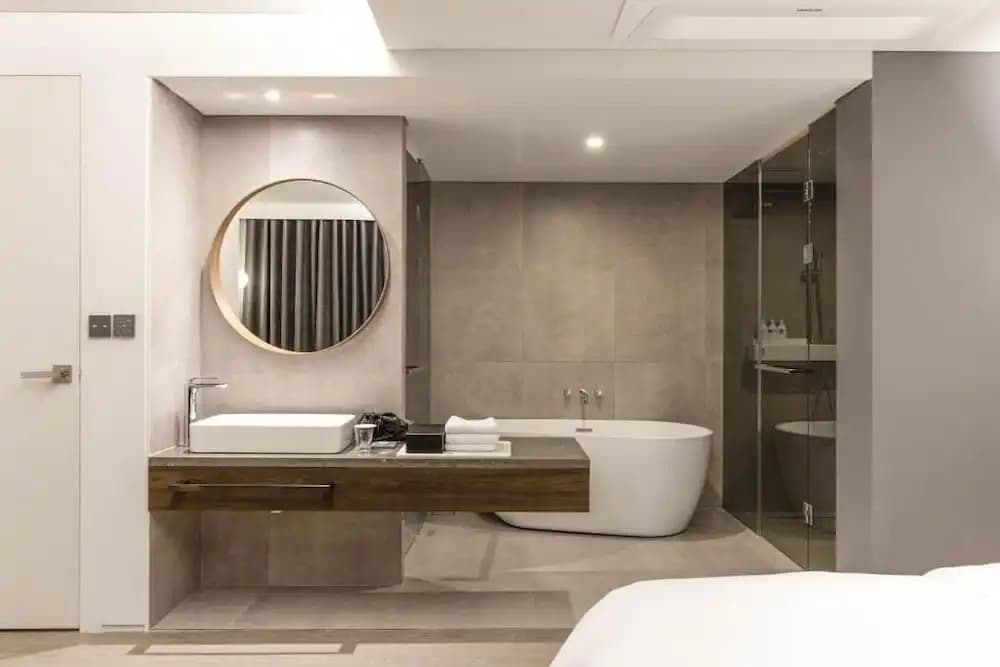 H hotel - photo 7