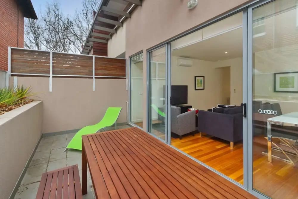 Mitford St Elwood Lifestyle - photo 4