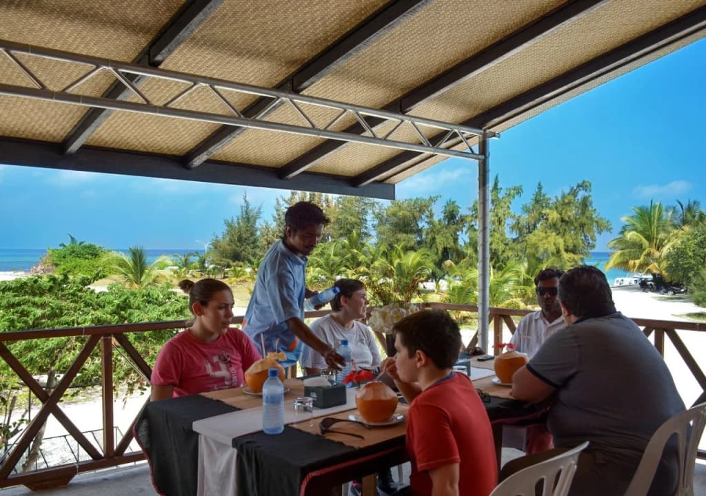 Maldives Seashine Guesthouse - photo 14