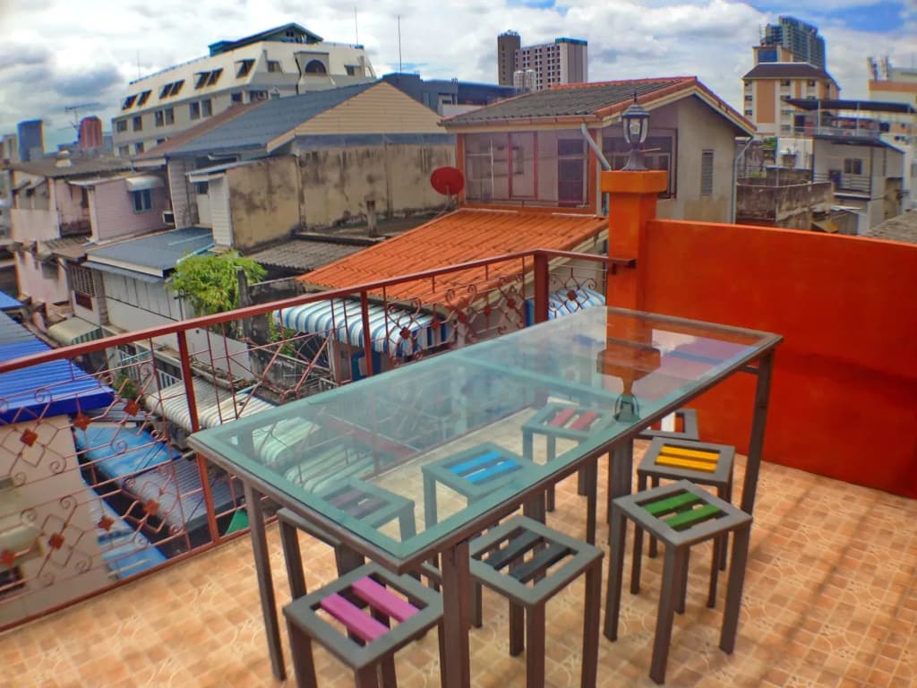 Bangkok Legend Guesthouse - photo 12