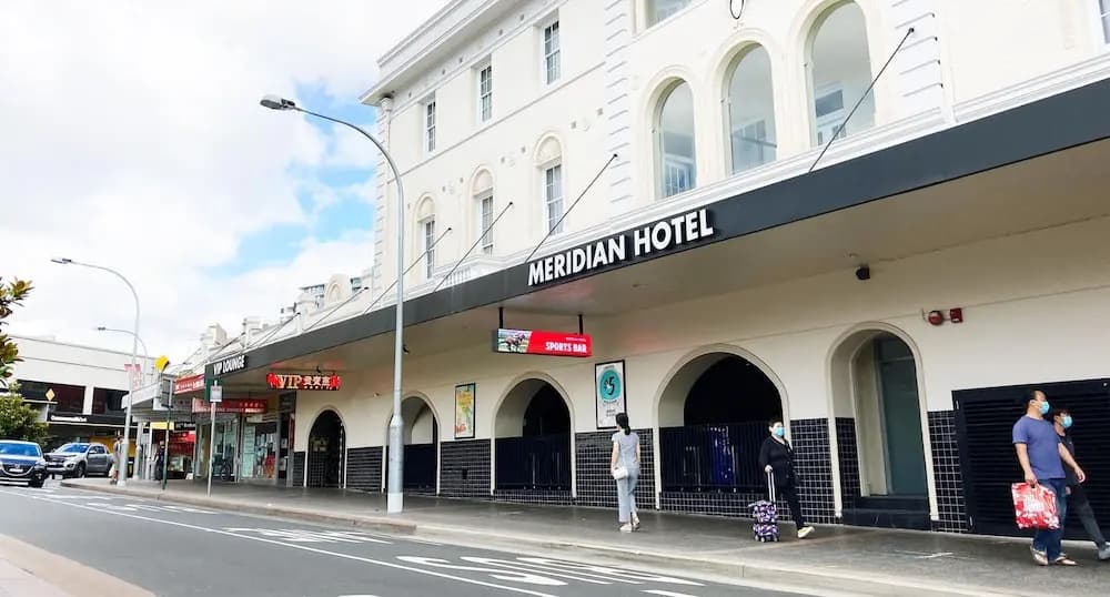 Meridian Hotel - photo 1