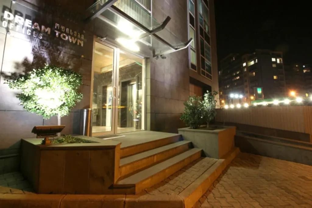 tbilisi tower 3 - photo 2
