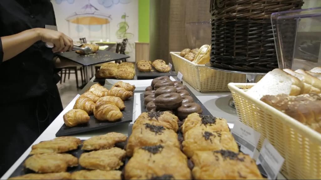 Hotel Puerta de Toledo - photo 11