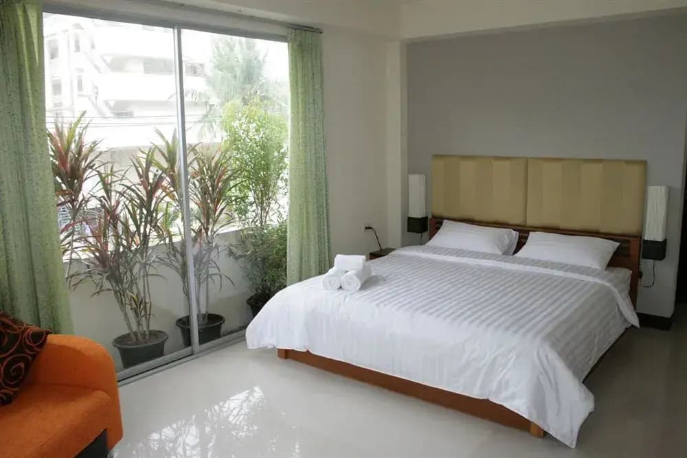 @ The Beach Hotel - photo 5