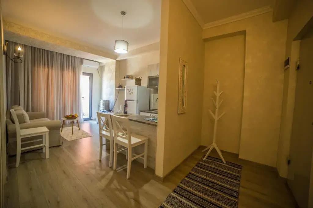 Comfy Apartment - photo 1