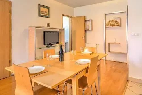 Central Capital Apartments - photo 10