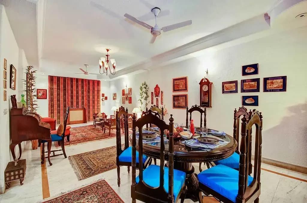 On The House - Bed and Breakfast - photo 3