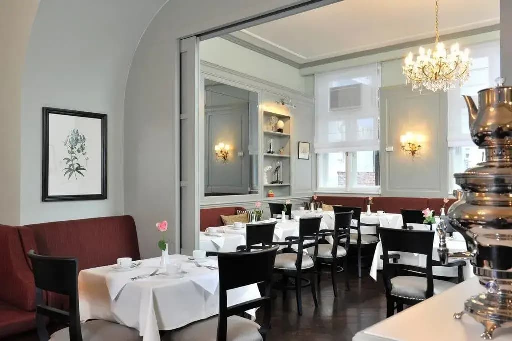 Hotel Kärntnerhof - photo 10