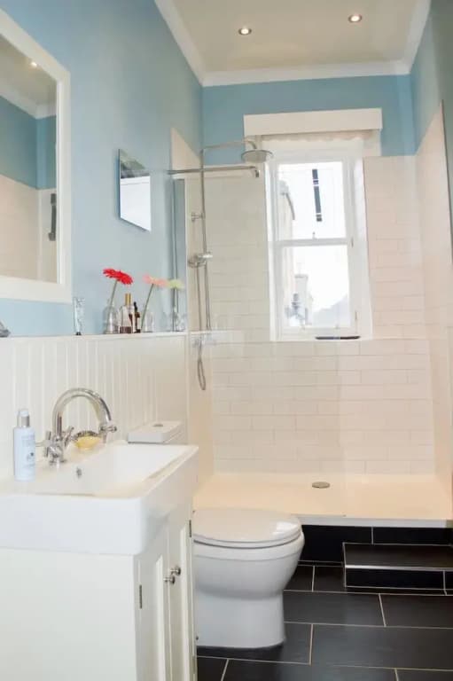 2 Bedroom Apartment in Edinburgh With Views - photo 7