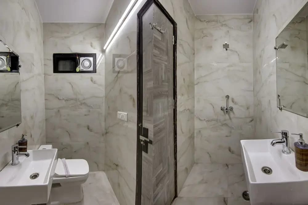 Hotel S B Inn - photo 8