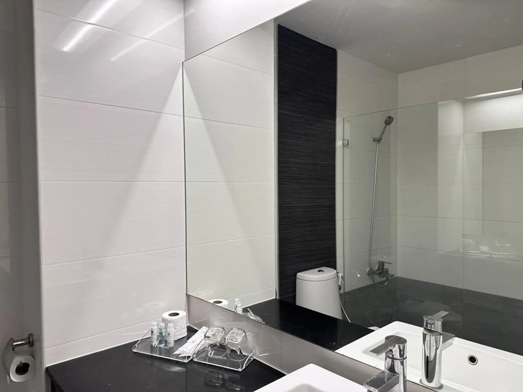 Crystal Suites Suvarnabhumi Airport - photo 8