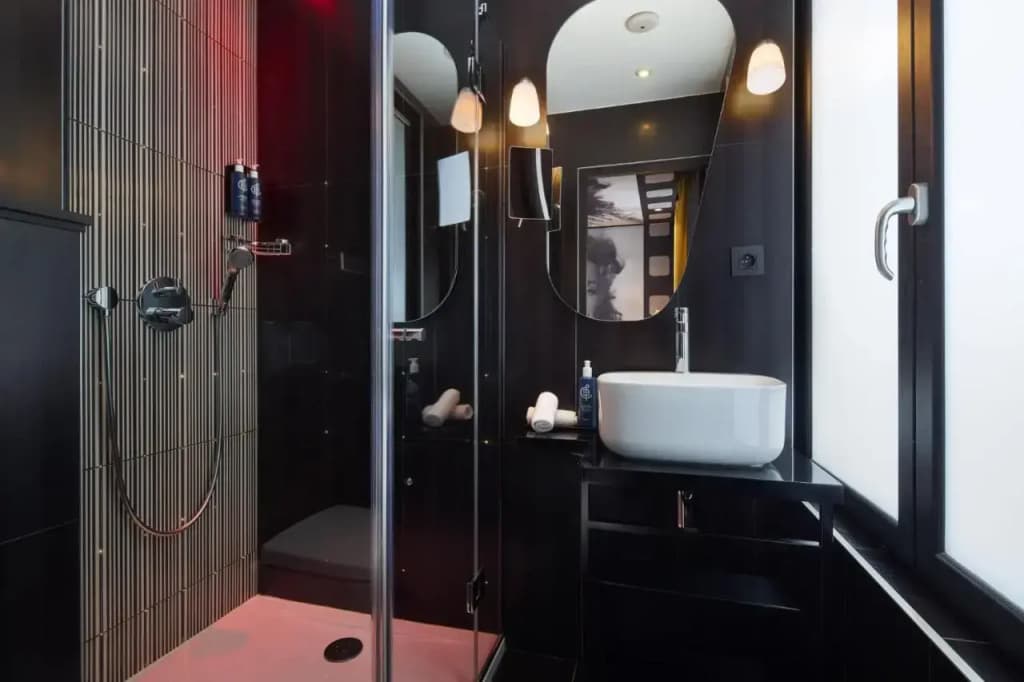 Platine Hotel - photo 9