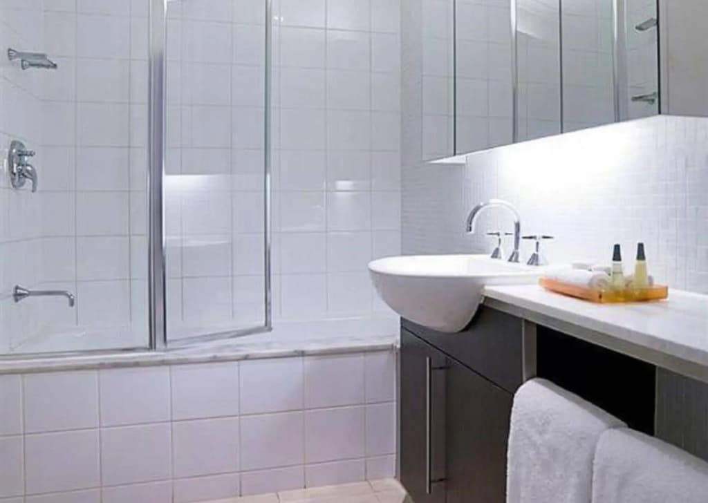Park Inn By Radisson Melbourne Carlton - photo 11