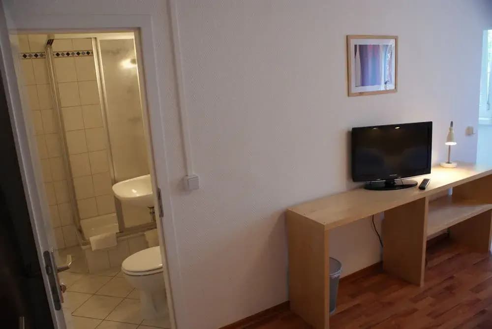 Arena Rooms Berlin Mitte Hotel - photo 8