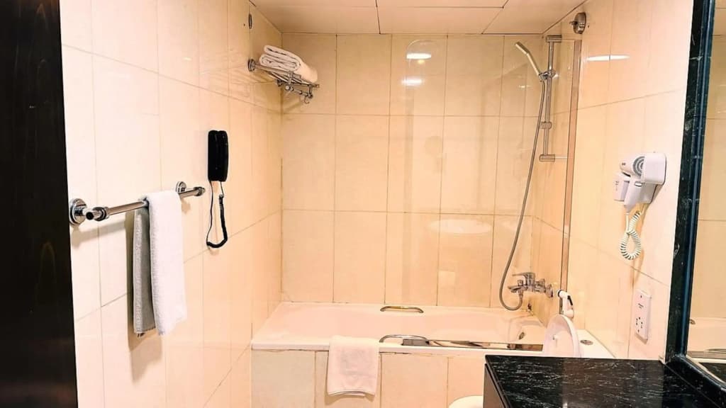 Rolla Suites Hotel - photo 12