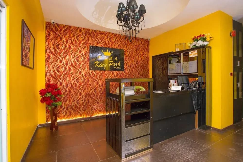 OYO 44037 King Park Hotel - photo 14