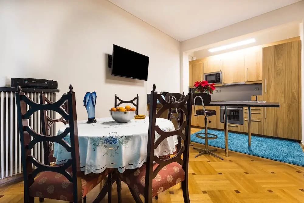 Three Bedrooms Apartment Under Acropolis - photo 12