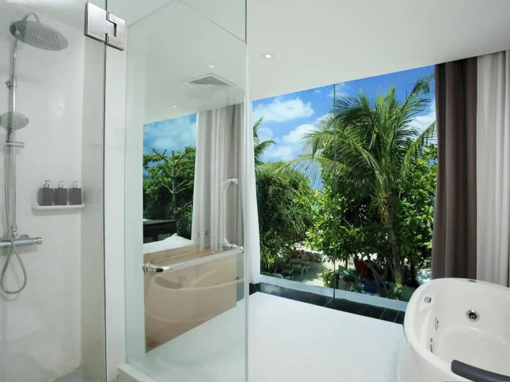 La Flora Resort Patong - photo 12