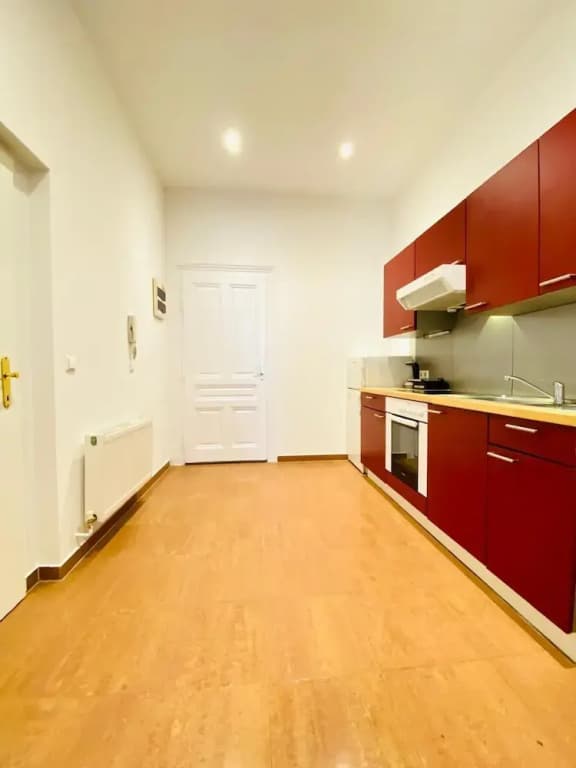 Comfortable 1BR Apartment Westbahnhof - photo 9