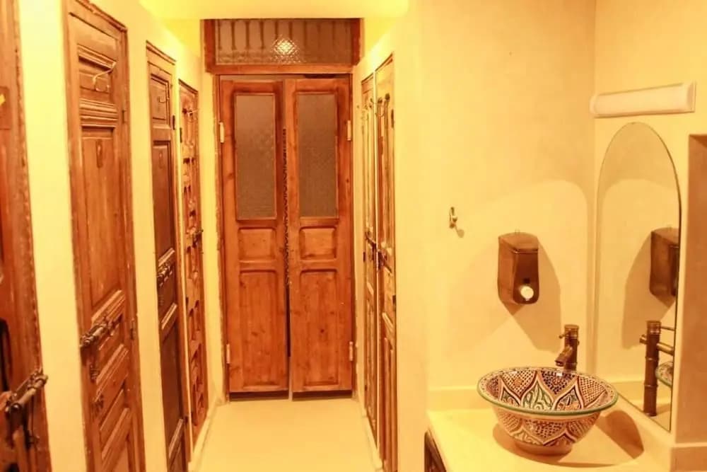 Hostel Dar Ben Youssef - photo 13