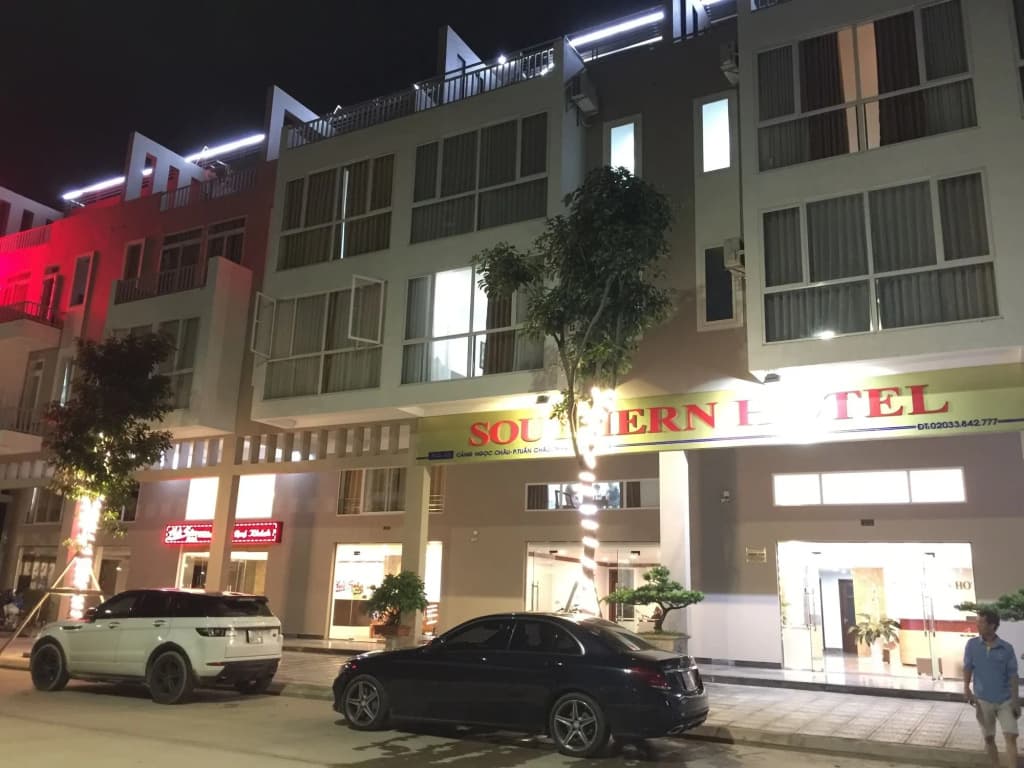 Southern Hotel - main photo