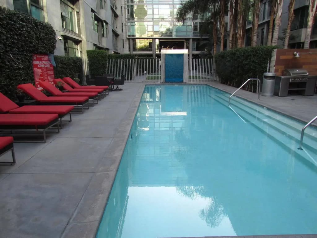 Luxury Loft Next to Staples Center - photo 10