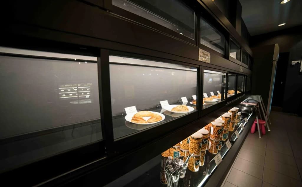Bizz Hotel - photo 9