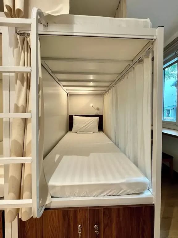 Urban Slumber Hostel - photo 4