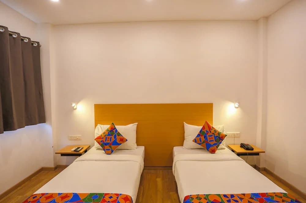 FabHotel A One Paschim Vihar - photo 3