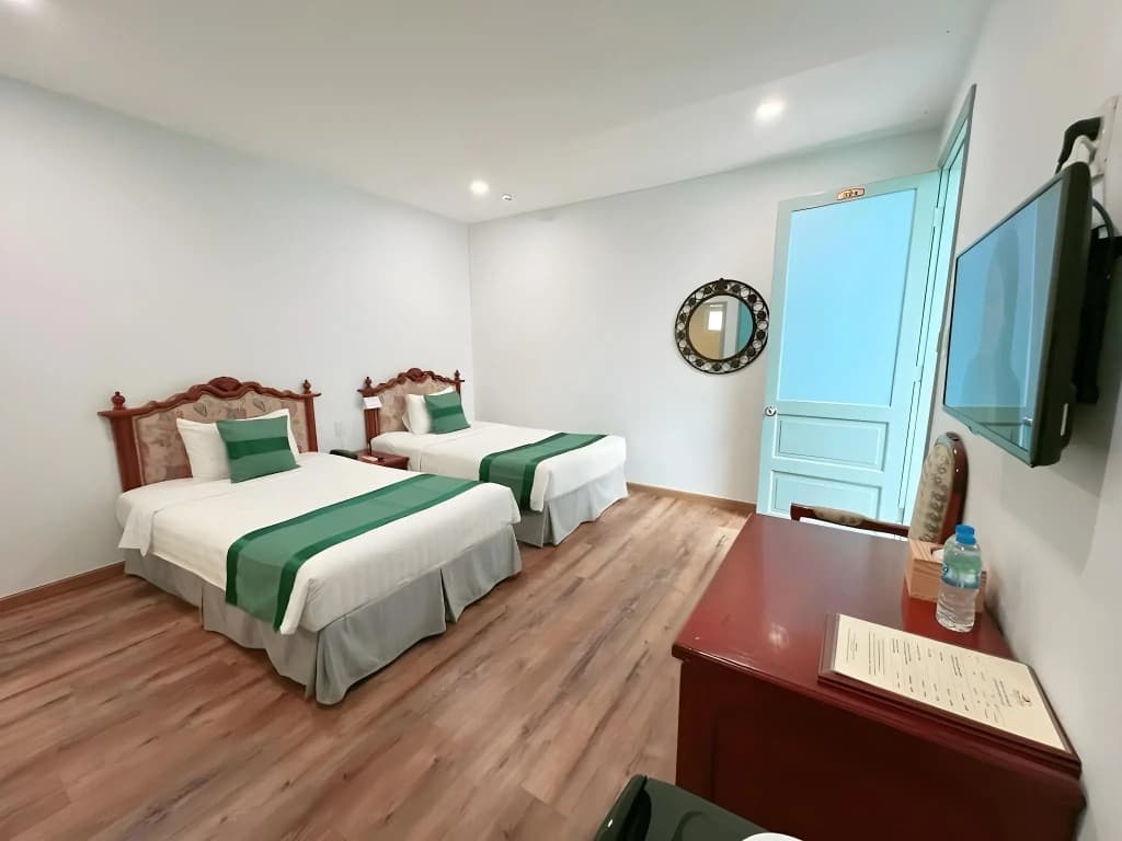 Riverside Hotel - photo 4