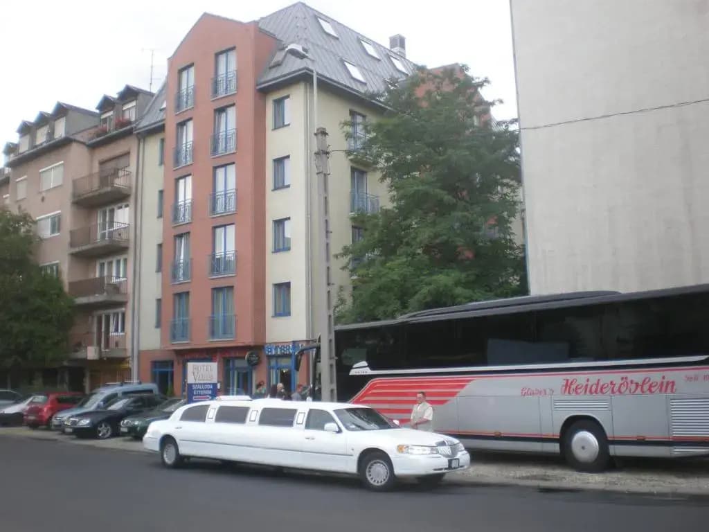 Hotel Veritas - photo 10