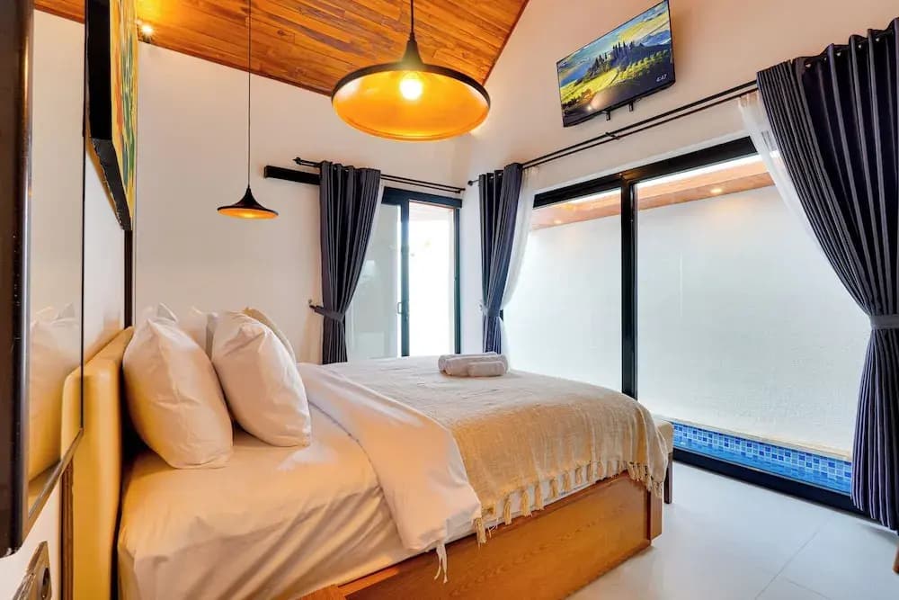 LaLuxe Villa and Residence - photo 28